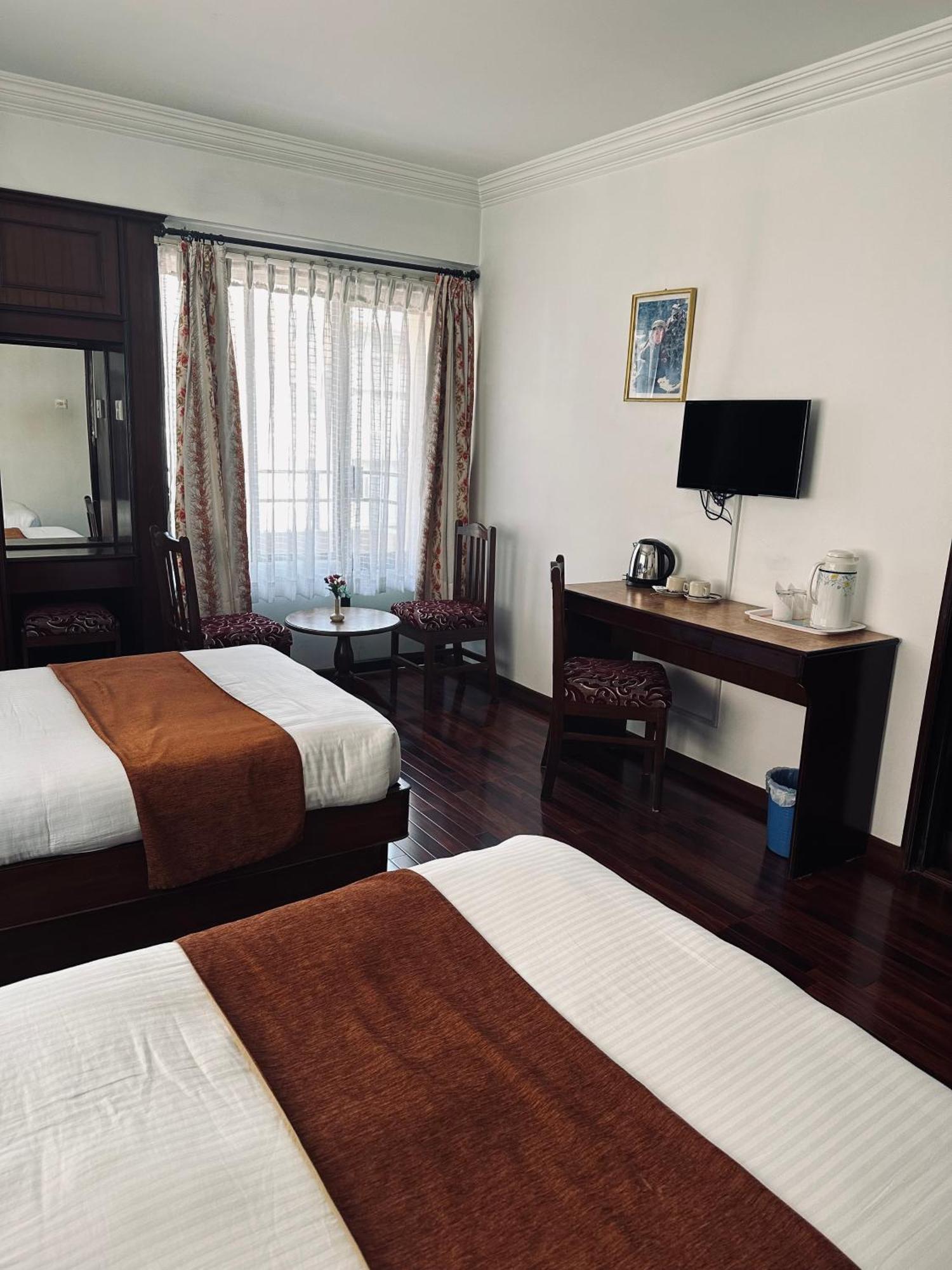 Fuji Hotel Kathmandu Esterno foto