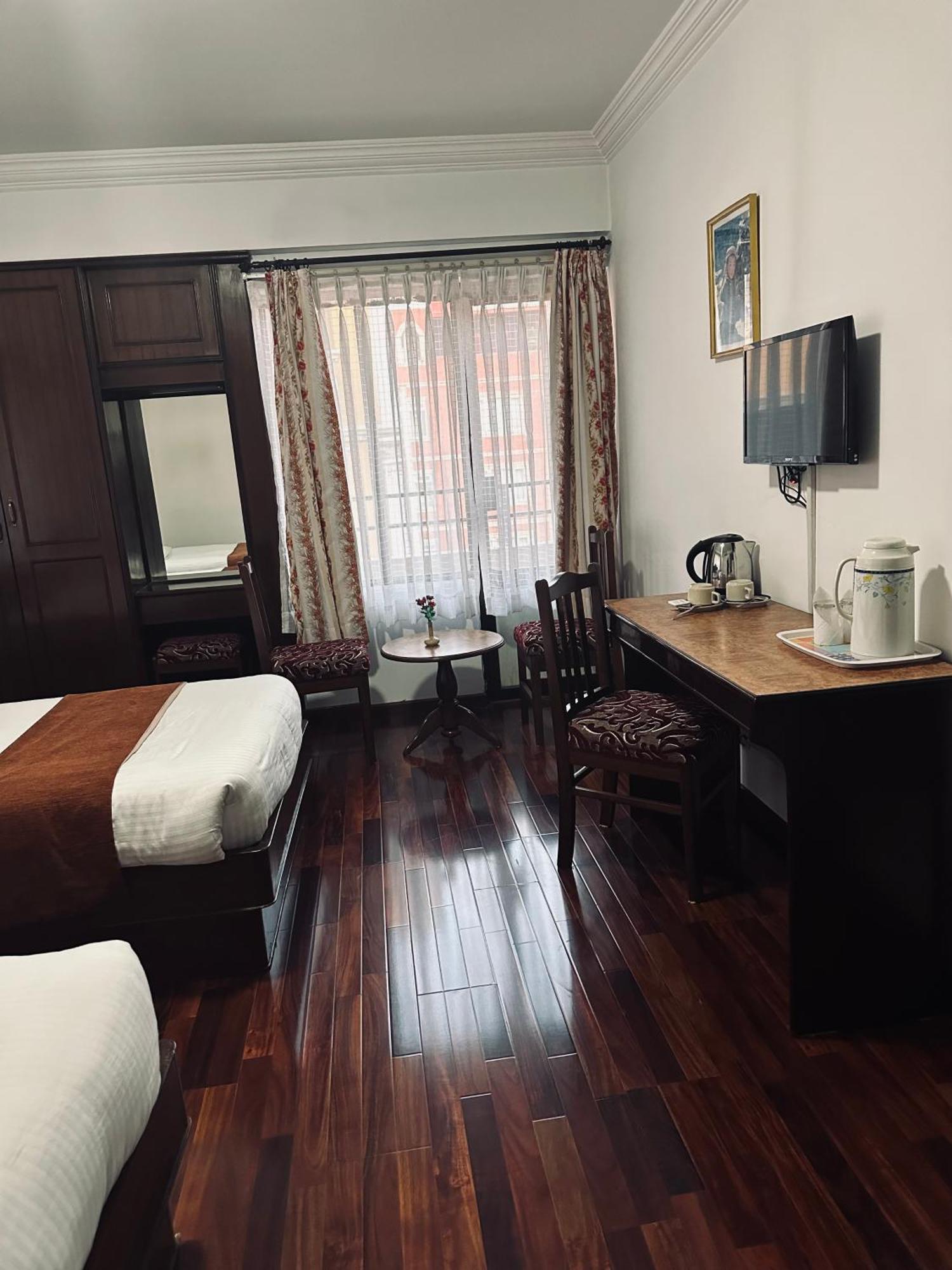 Fuji Hotel Kathmandu Esterno foto
