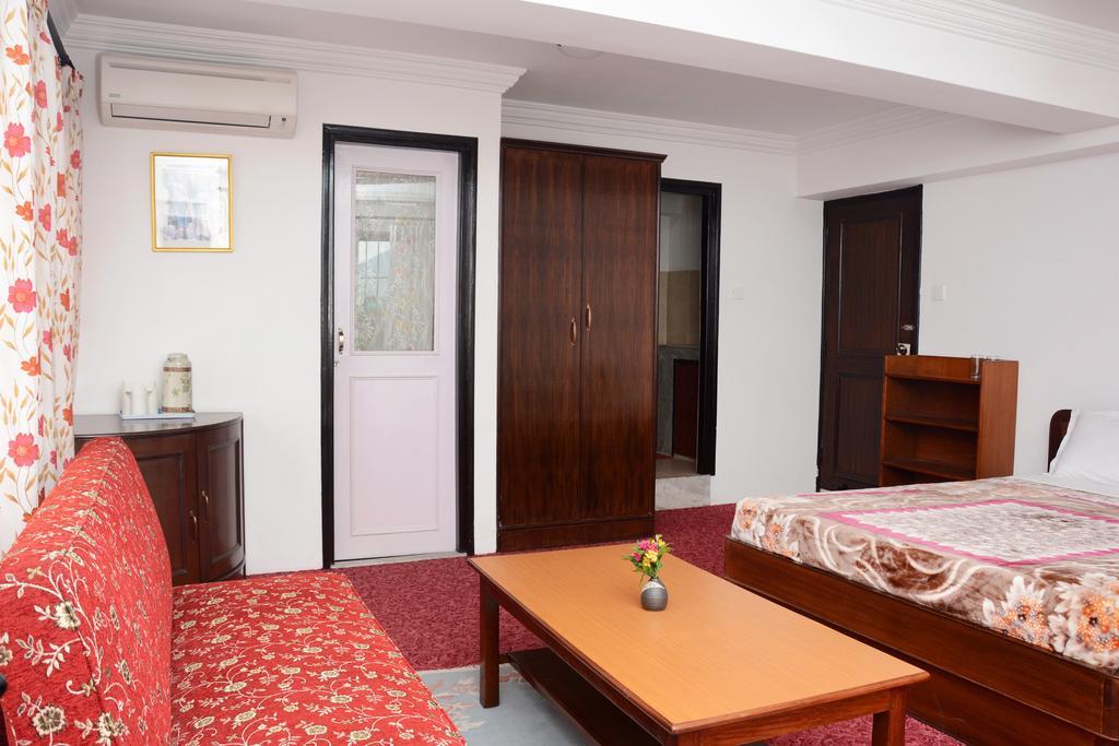 Fuji Hotel Kathmandu Esterno foto