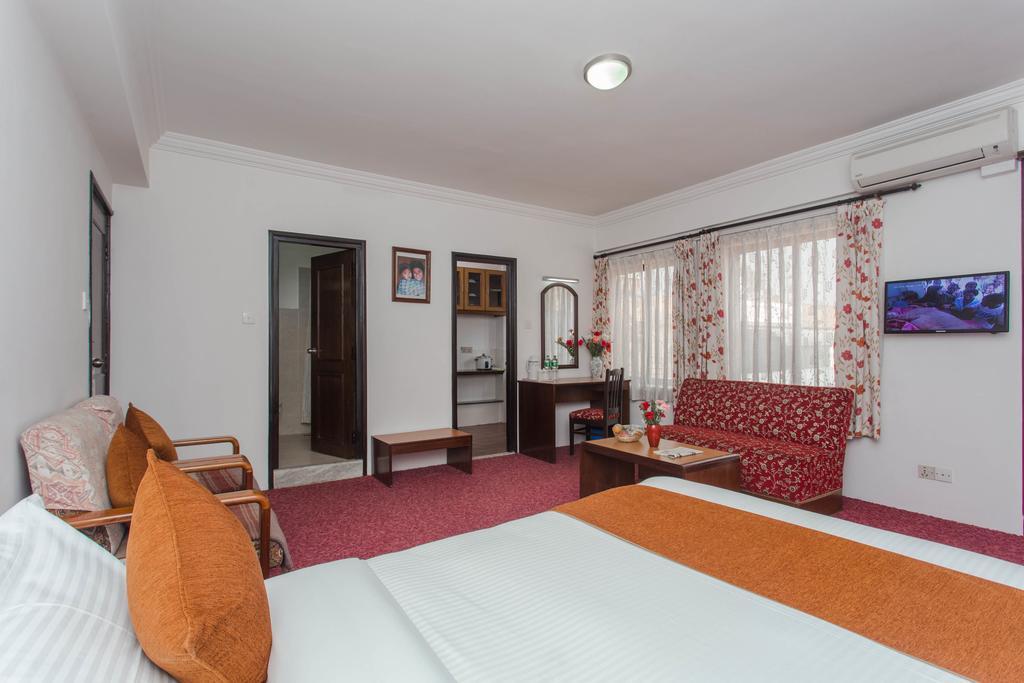 Fuji Hotel Kathmandu Esterno foto